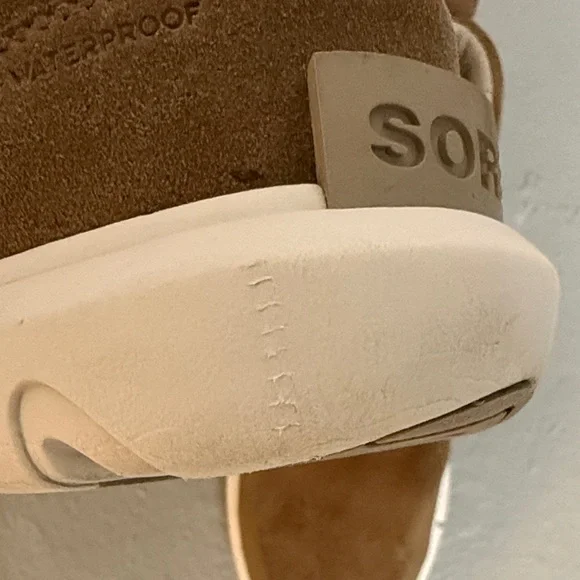 Sorel Brown Suede Ankle Boots with Cream Sole - Picture 6 of 7